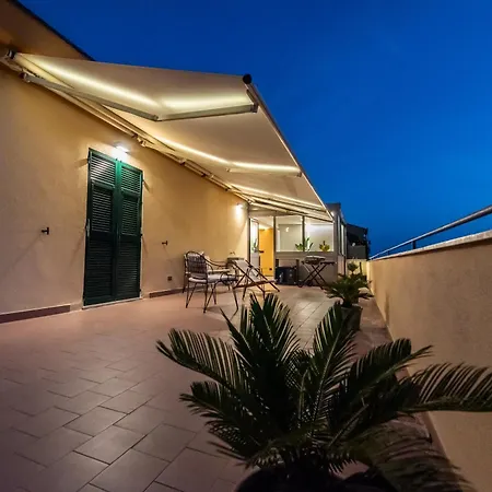 Maison Hublot Lägenhet Chiavari